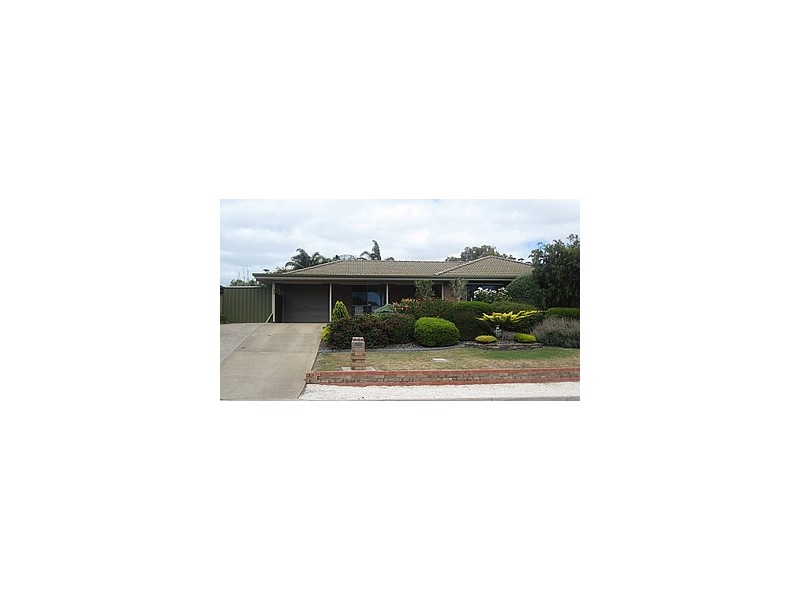 82 Fraser Ave, Happy Valley SA 5159