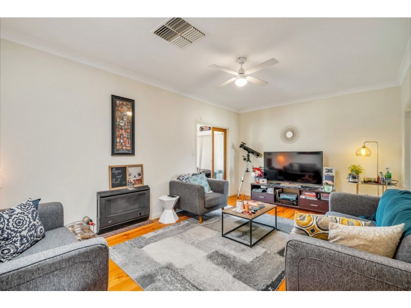 2 Carbnet Place, Seacombe Gardens SA 5047