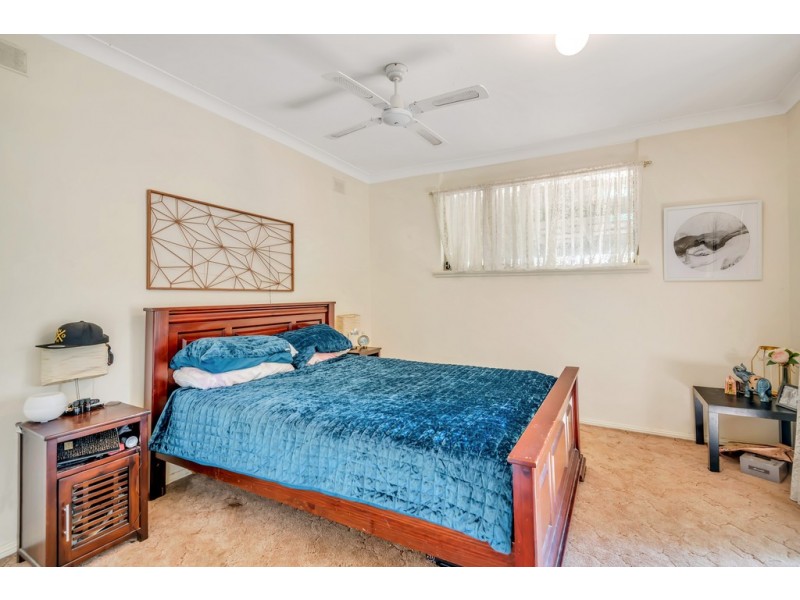 2 Carbnet Place, Seacombe Gardens SA 5047