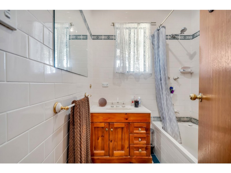 2 Carbnet Place, Seacombe Gardens SA 5047