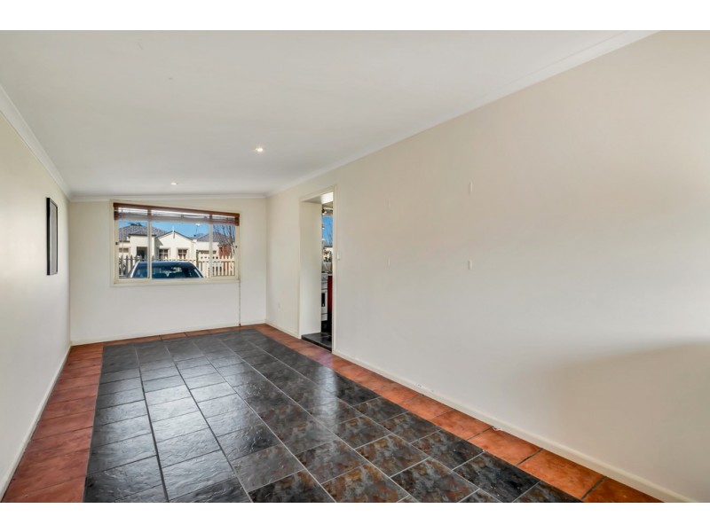 2 Carbnet Place, Seacombe Gardens SA 5047