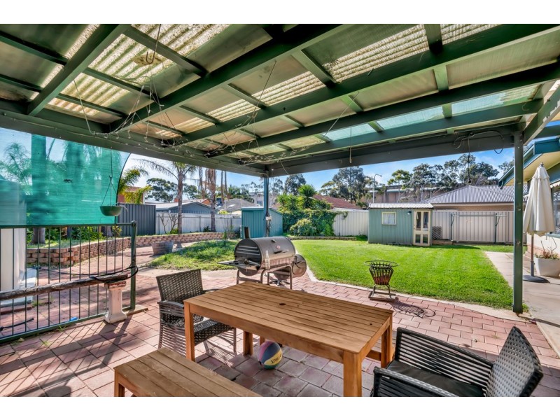 2 Carbnet Place, Seacombe Gardens SA 5047