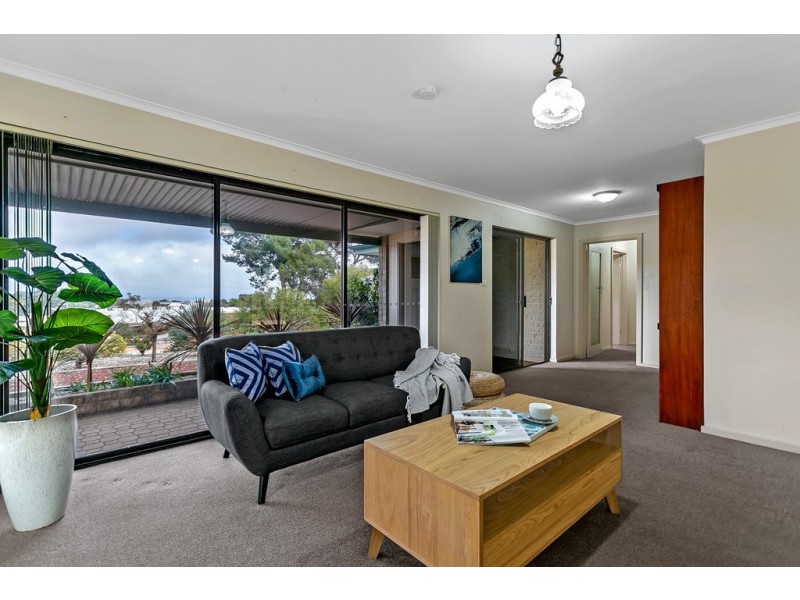 1 Olivier Terrace, Hallett Cove SA 5158