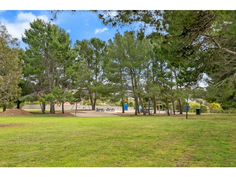 1 Olivier Terrace, Hallett Cove SA 5158