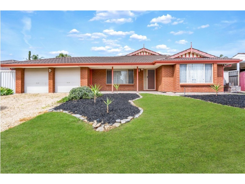 2 Traeger Court, Woodcroft SA 5162