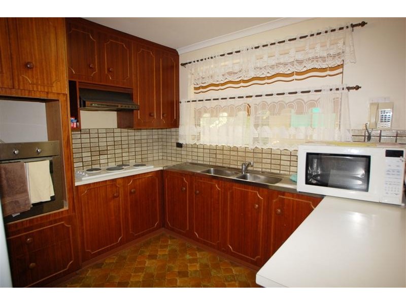 5 Miller Drive, Happy Valley SA 5159