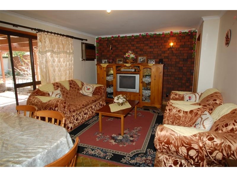 5 Miller Drive, Happy Valley SA 5159