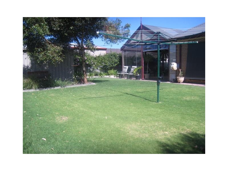 16 Alana Walk, Woodcroft SA 5162