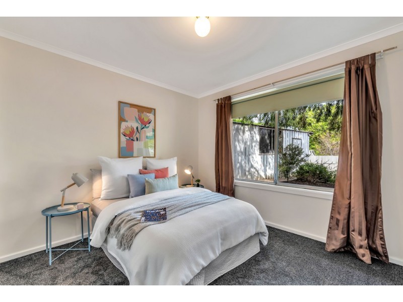 12 Roxanne Street, Happy Valley SA 5159