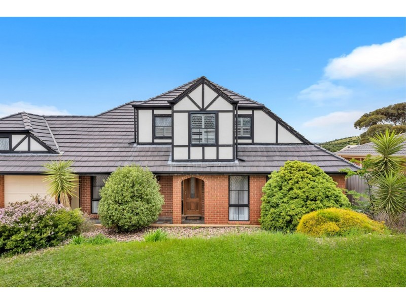 20 Freebairn Drive, Hallett Cove SA 5158
