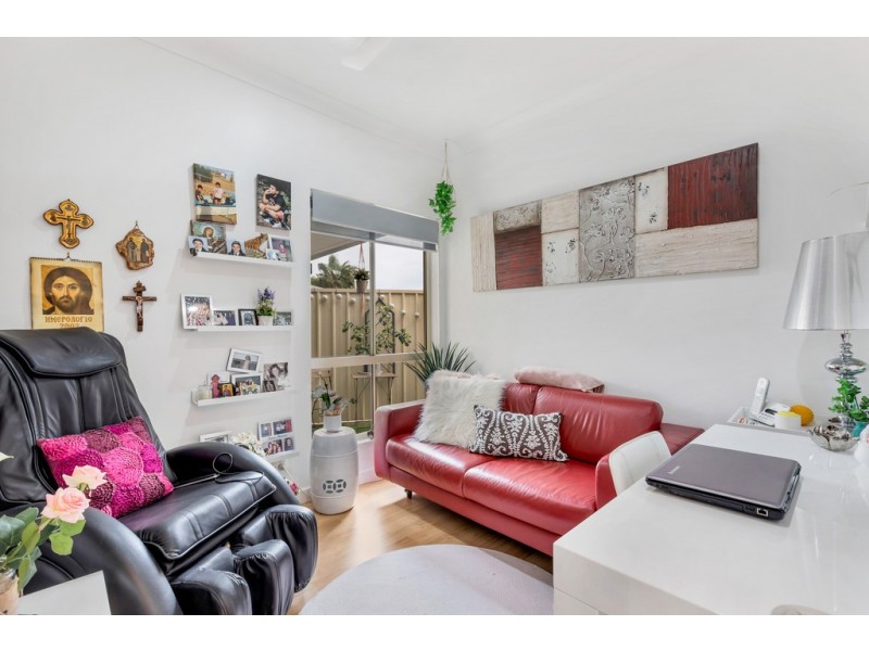 1 Kurrajong Place, Seacombe Gardens SA 5047