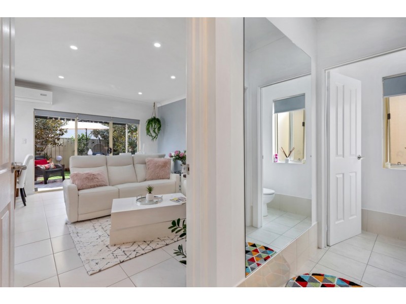 1 Kurrajong Place, Seacombe Gardens SA 5047