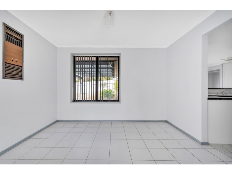 9 Todd Street, Woodcroft SA 5162