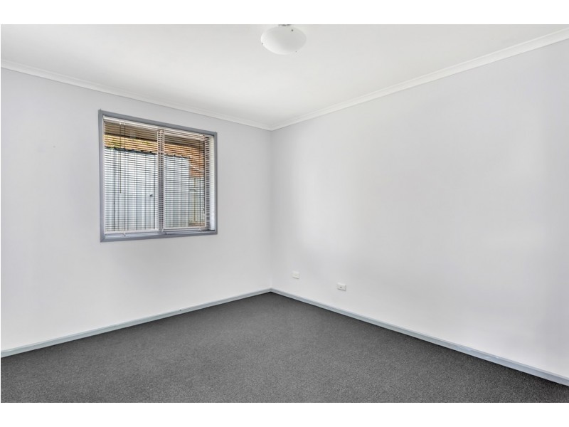 9 Todd Street, Woodcroft SA 5162