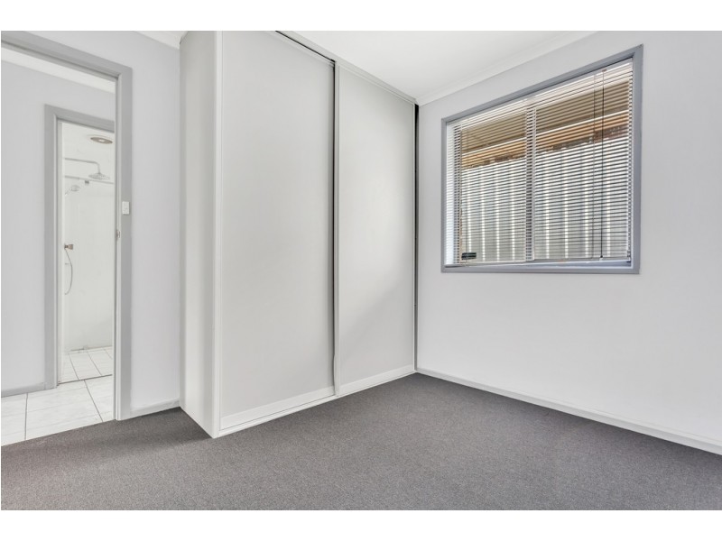 9 Todd Street, Woodcroft SA 5162