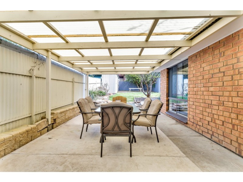 31 Nash Crescent, Morphett Vale SA 5162