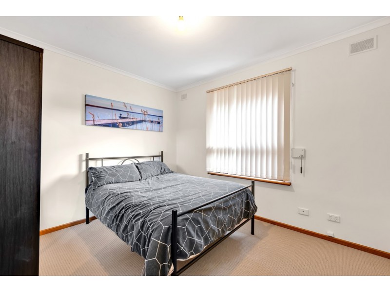 3 Creighton Avenue, Morphett Vale SA 5162