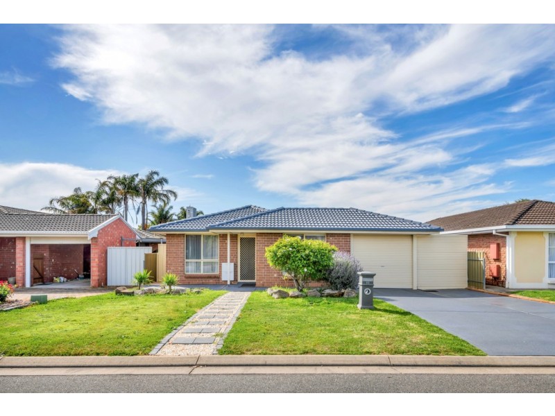 10 Champagne Crescent, Woodcroft SA 5162