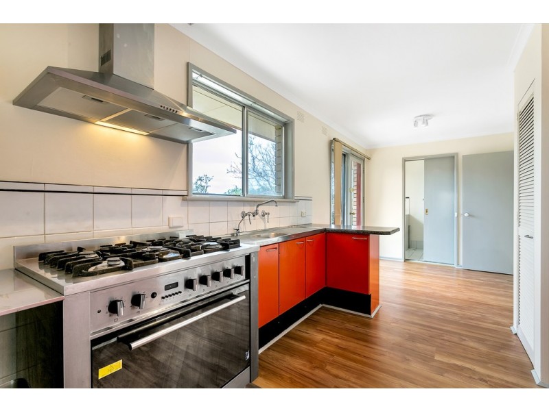 16 Kenihans Road, Reynella East SA 5161