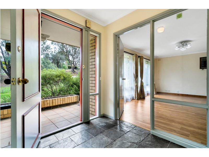 16 Kenihans Road, Reynella East SA 5161