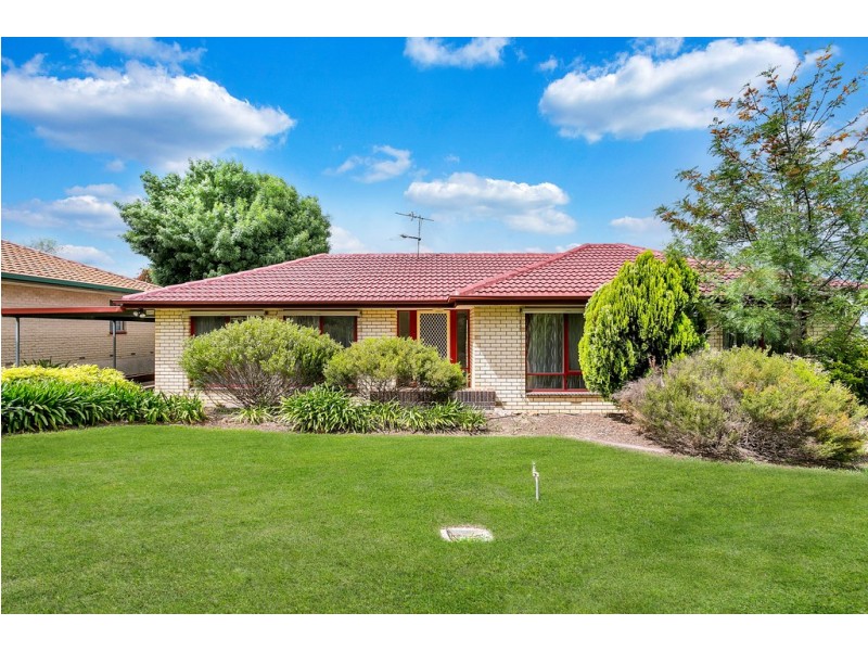 16 Kenihans Road, Reynella East SA 5161