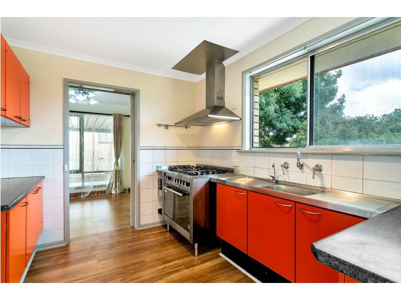 16 Kenihans Road, Reynella East SA 5161