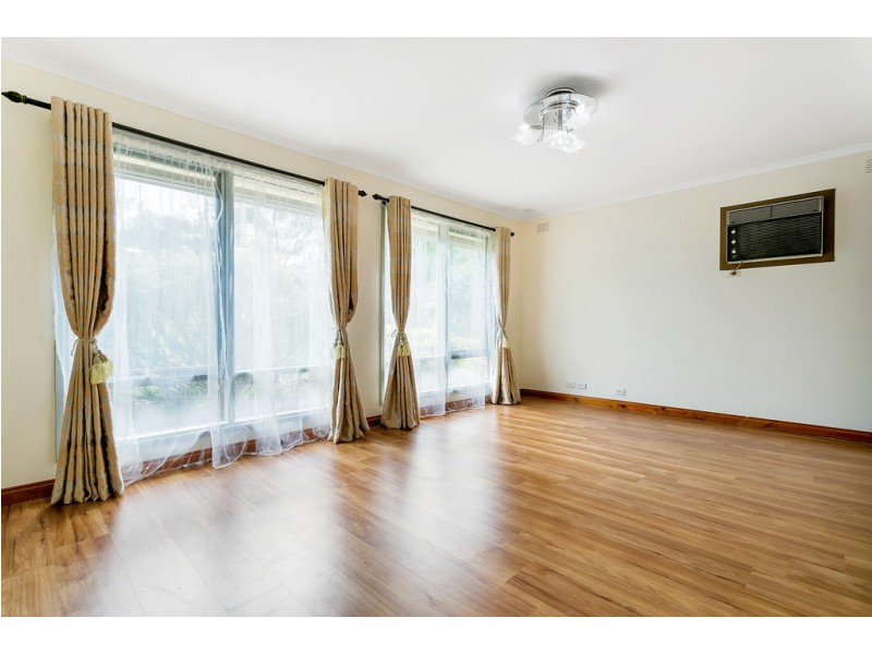 16 Kenihans Road, Reynella East SA 5161