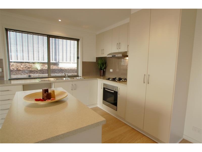 11 Sameden Drive, Noarlunga Downs SA 5168