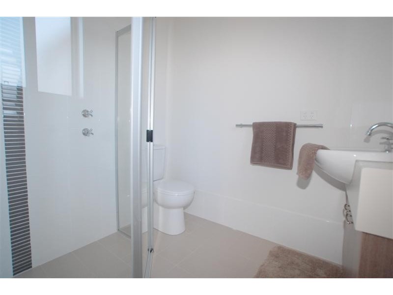 11 Sameden Drive, Noarlunga Downs SA 5168