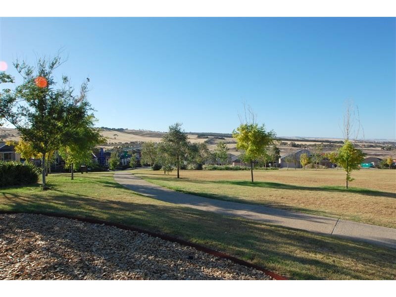 11 Sameden Drive, Noarlunga Downs SA 5168