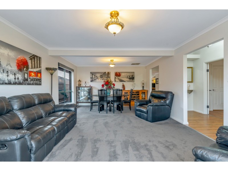 90 Investigator Drive, Woodcroft SA 5162