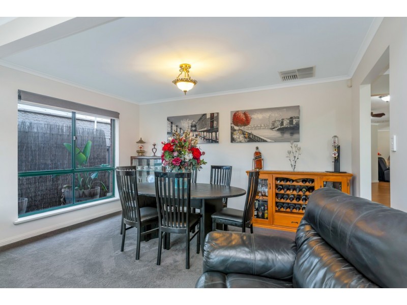 90 Investigator Drive, Woodcroft SA 5162