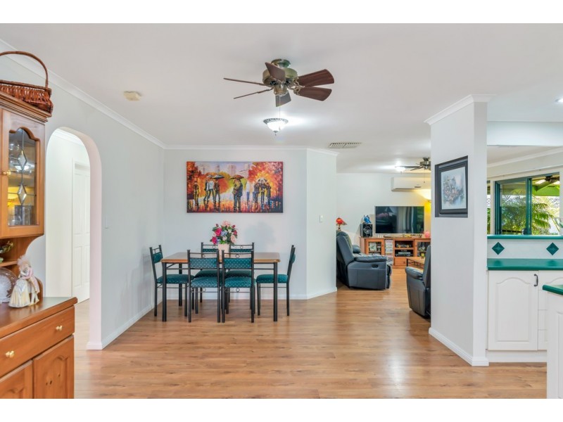 90 Investigator Drive, Woodcroft SA 5162