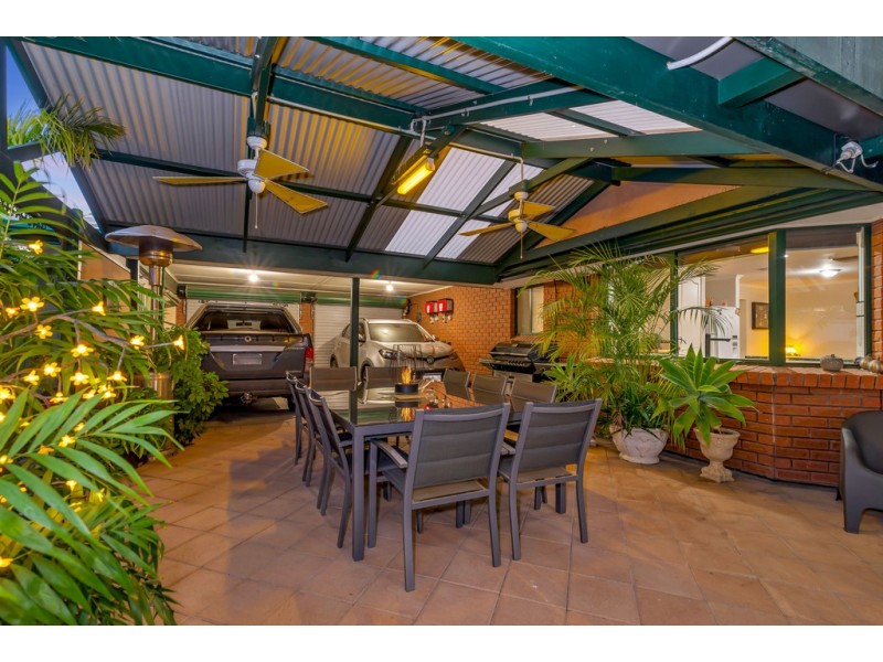 90 Investigator Drive, Woodcroft SA 5162