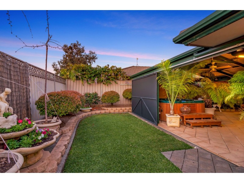 90 Investigator Drive, Woodcroft SA 5162