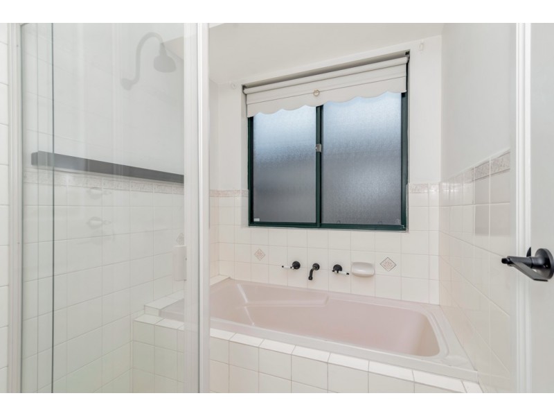 90 Investigator Drive, Woodcroft SA 5162