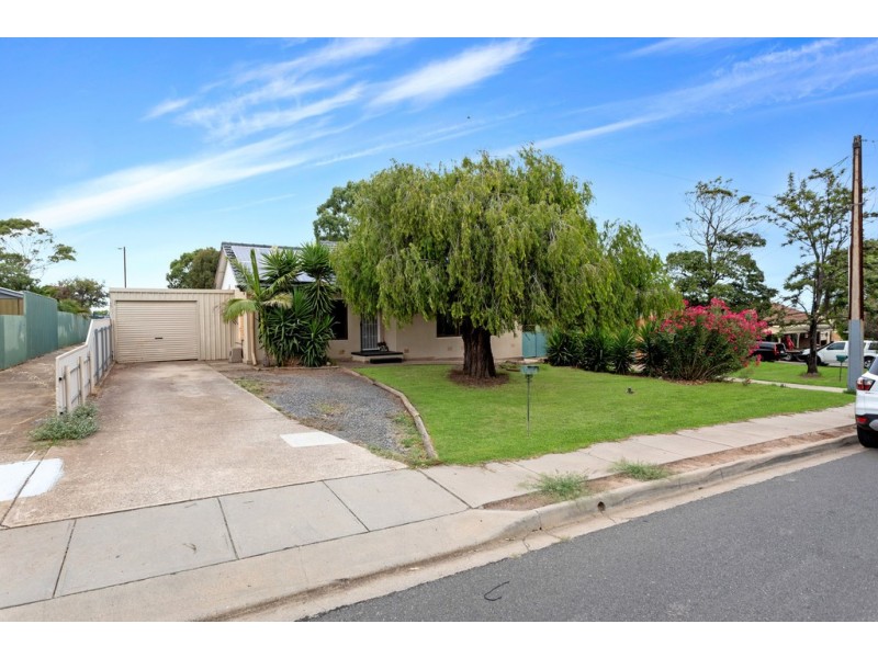 22 Moorong Road, O’sullivan Beach SA 5166