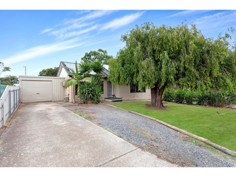 22 Moorong Road, O’sullivan Beach SA 5166