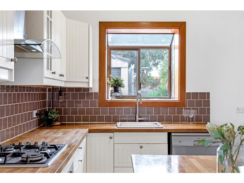 22 Moorong Road, O’sullivan Beach SA 5166