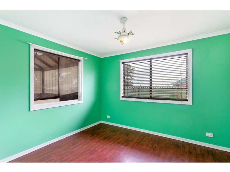 22 Moorong Road, O’sullivan Beach SA 5166