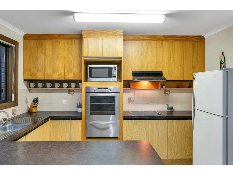 25 Bassett Street, Willunga SA 5172