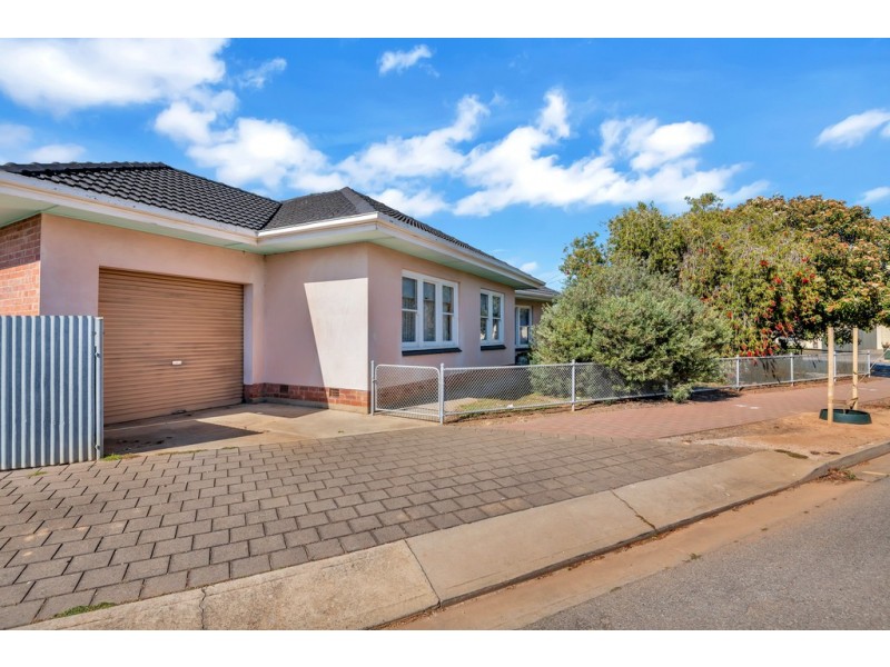 18 Barry Road, Oaklands Park SA 5046
