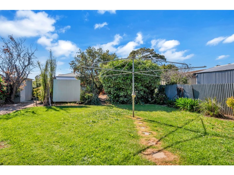 18 Barry Road, Oaklands Park SA 5046
