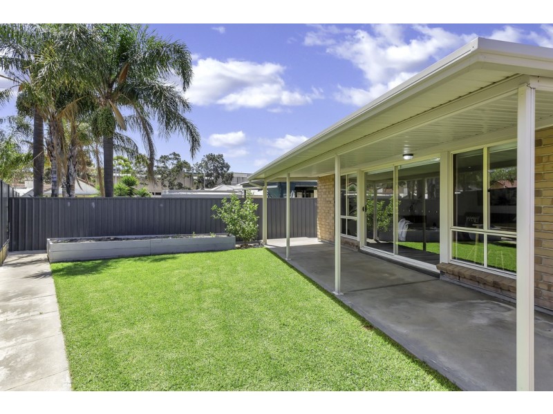 4 Carbnet Place, Seacombe Gardens SA 5047