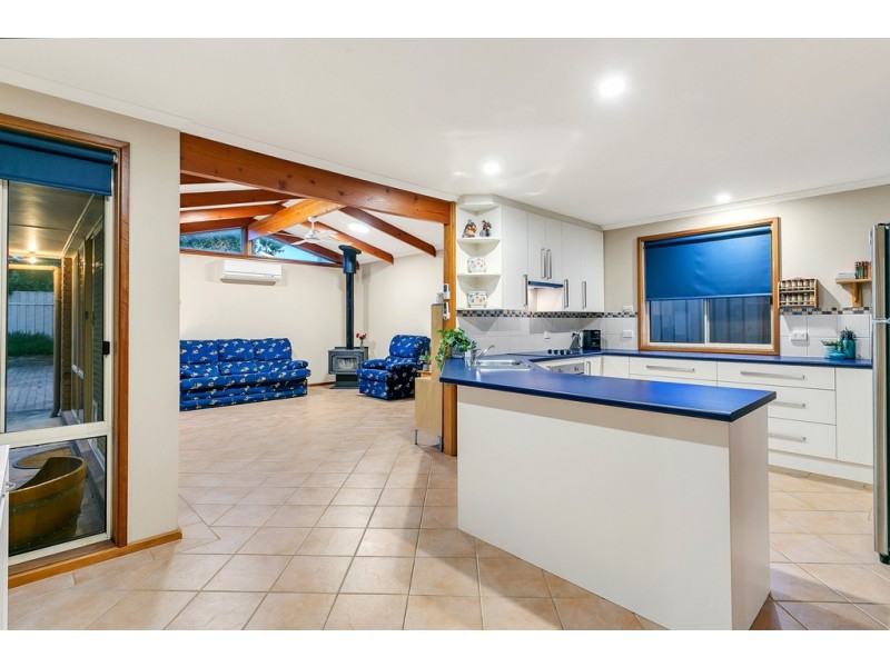 18 Richards Road, Willunga SA 5172