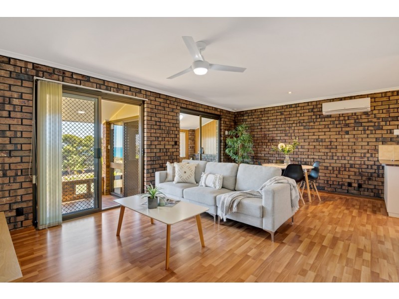 2/145 Perry Barr Road, Hallett Cove SA 5158