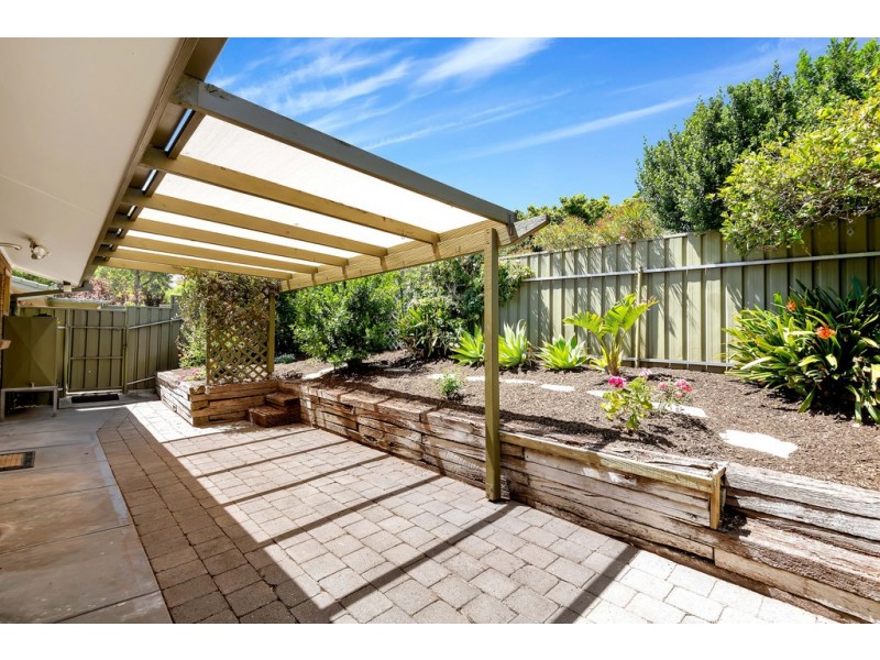 2/145 Perry Barr Road, Hallett Cove SA 5158