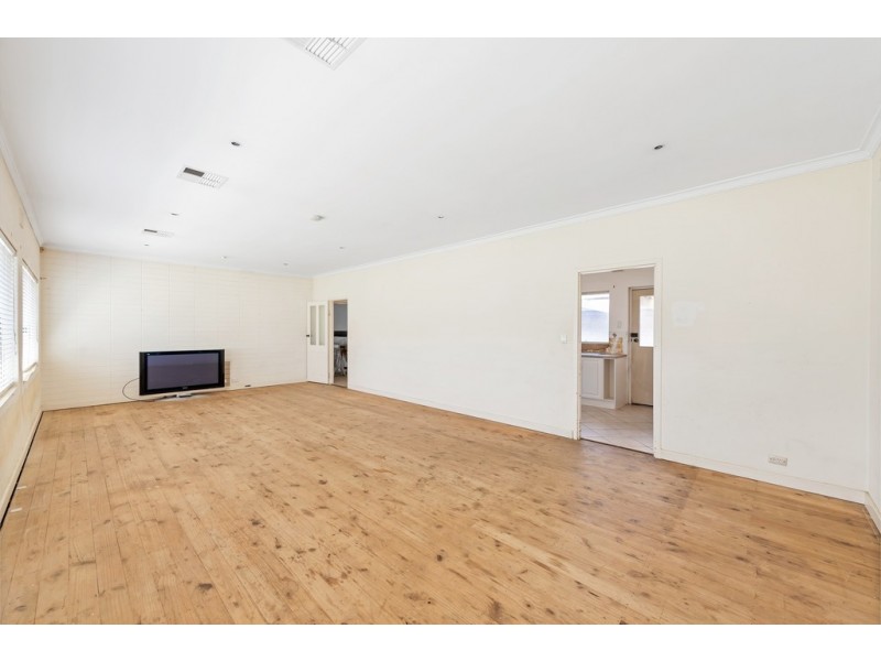 17 Taylor Street, Reynella SA 5161