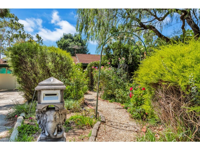 1 Tripoli Road, Happy Valley SA 5159