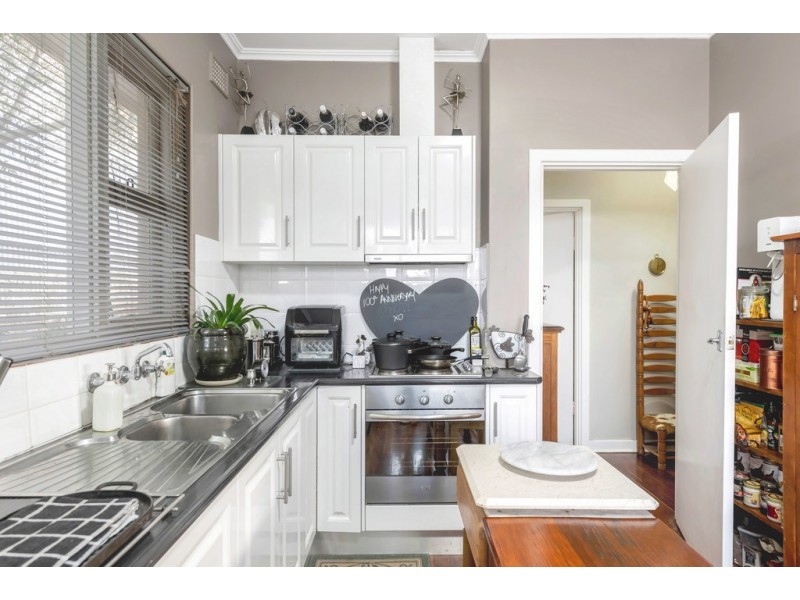 8 Yalpa Road, Marino SA 5049